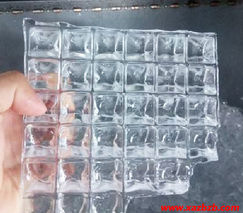 西安食用冰块.jpg 西安食用冰块.jpg